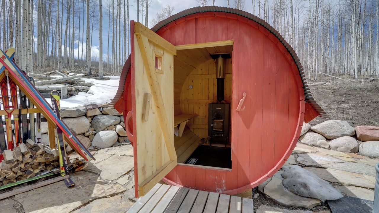 Photo of Outdoor in Gypsum
