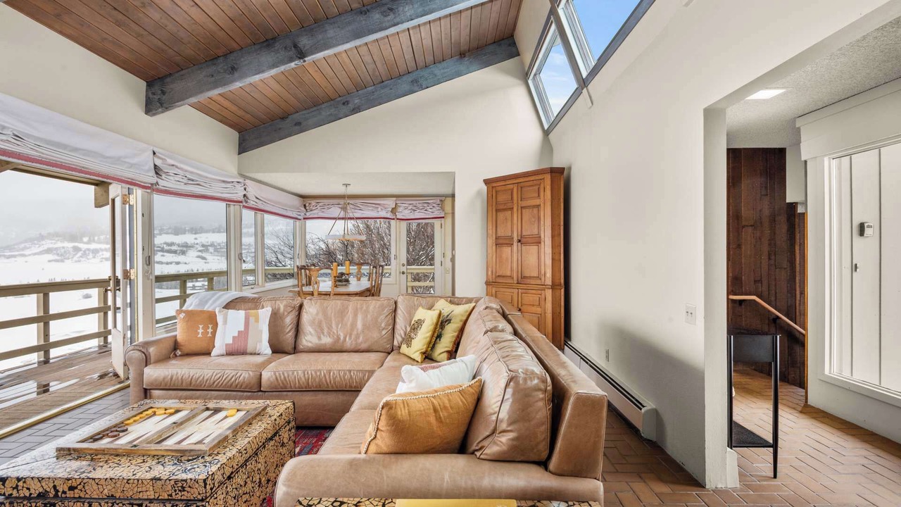 Photo of Livingroom in Snowmass Village