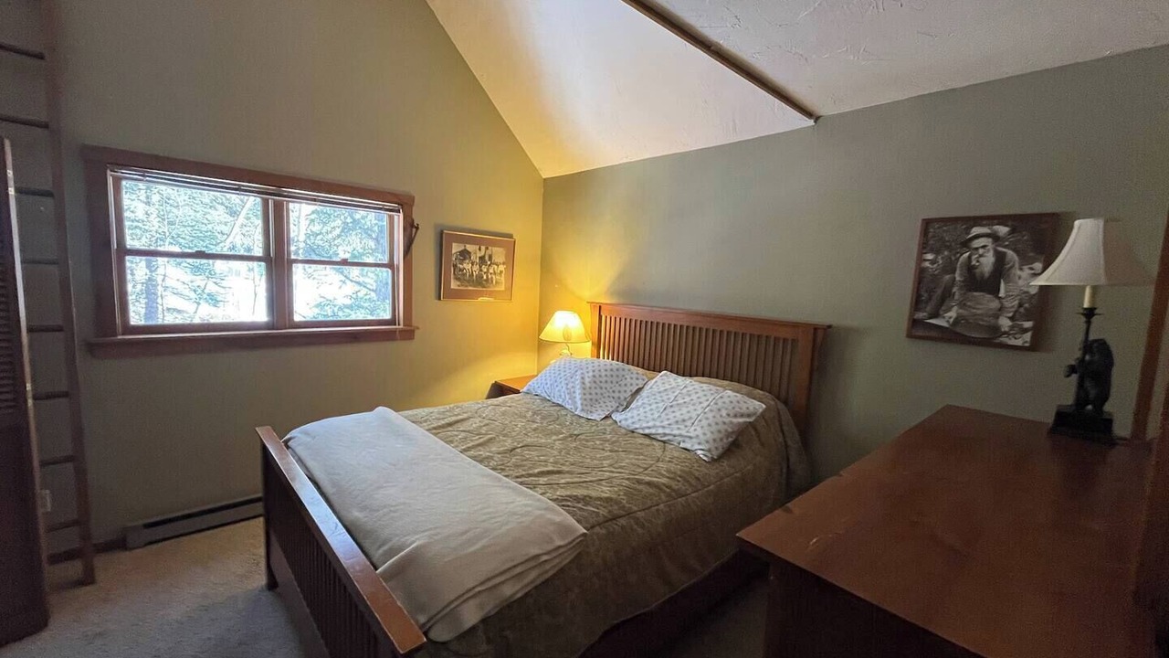 Photo of Bedroom in Alma