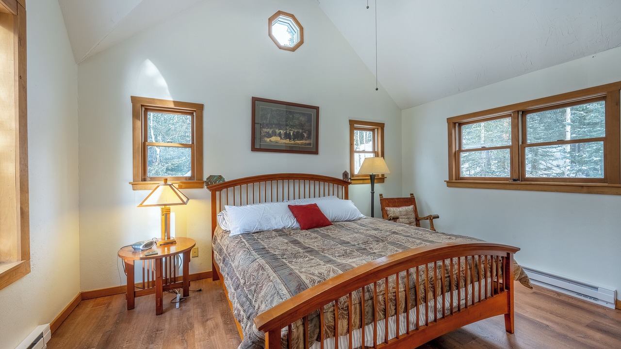 Photo of Bedroom in Alma