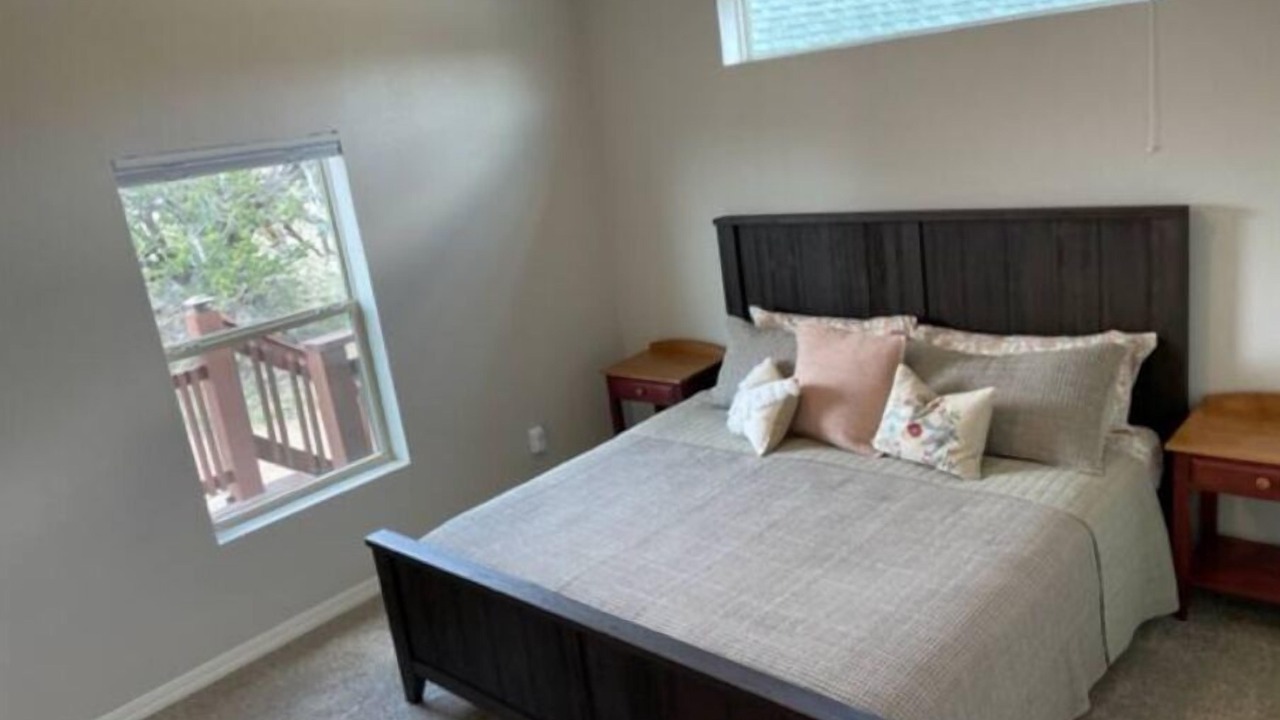 Photo of Bedroom in Indian Mountain