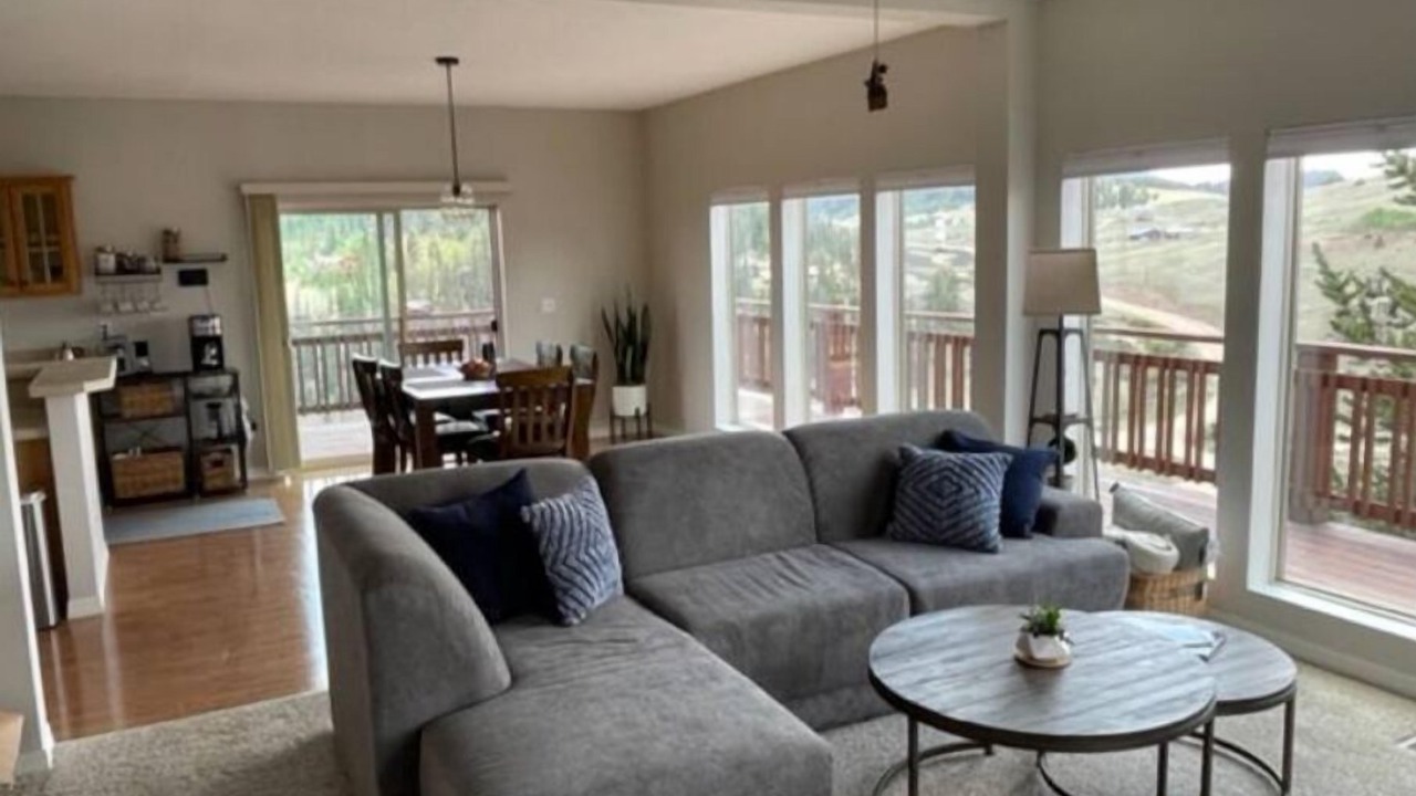 Photo of Livingroom in Indian Mountain