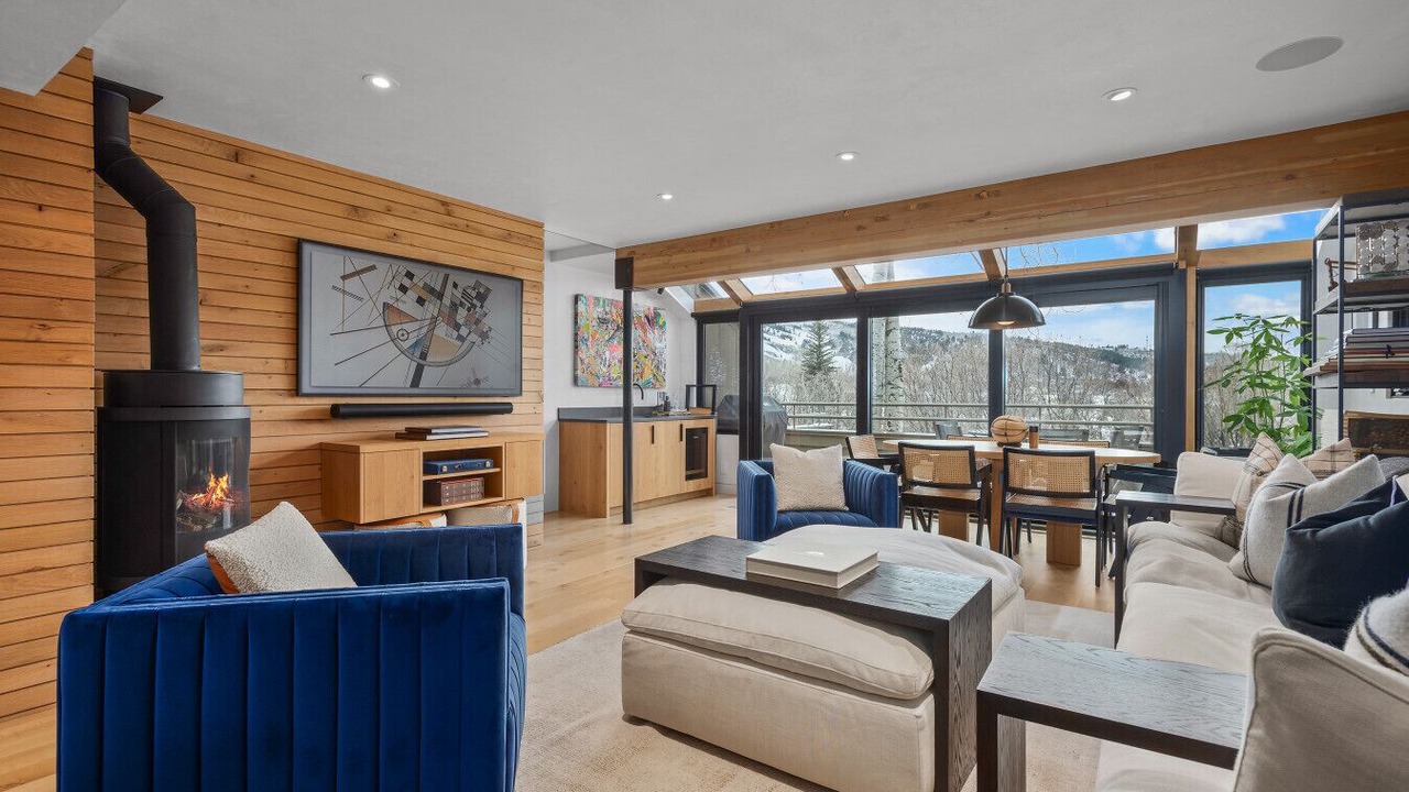 Photo of Livingroom in Aspen