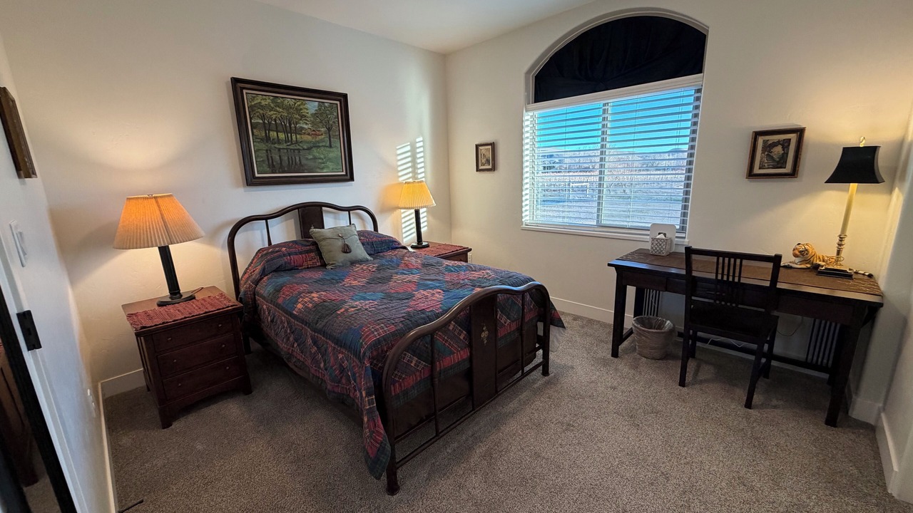 Photo of Bedroom in Palisade