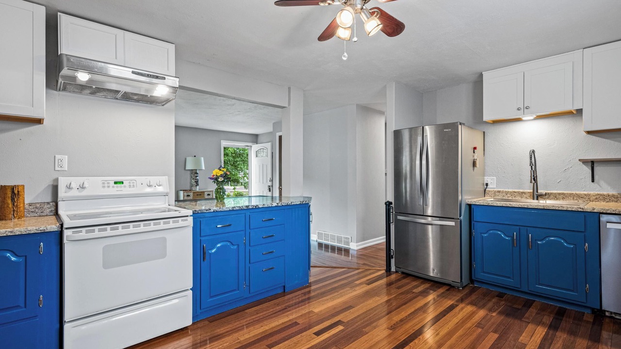 Photo of Kitchen in East Old Golden Rd