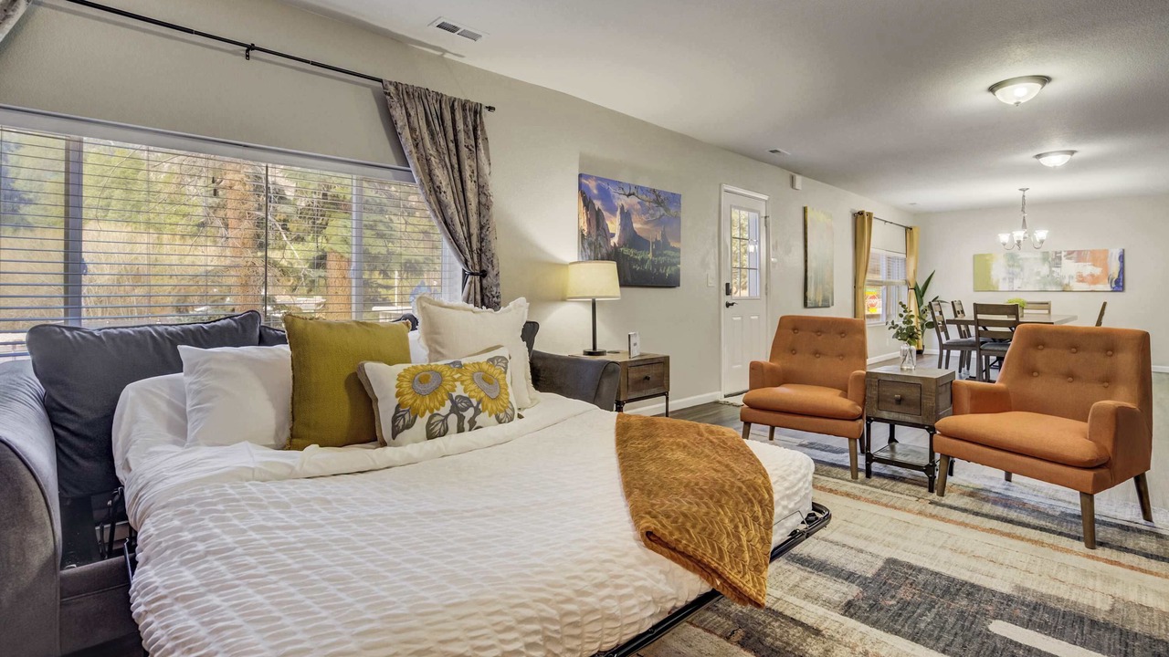 Photo of Bedroom in Cascade