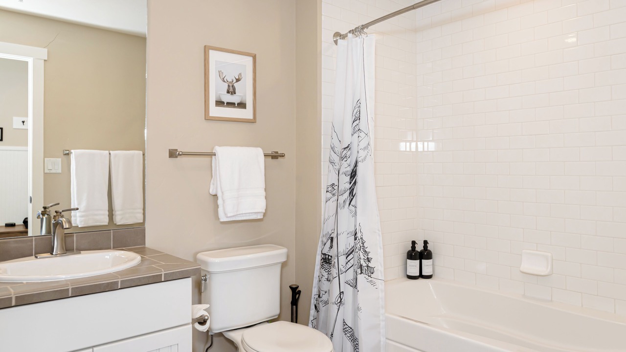 Photo of Bathroom in Silvercreek