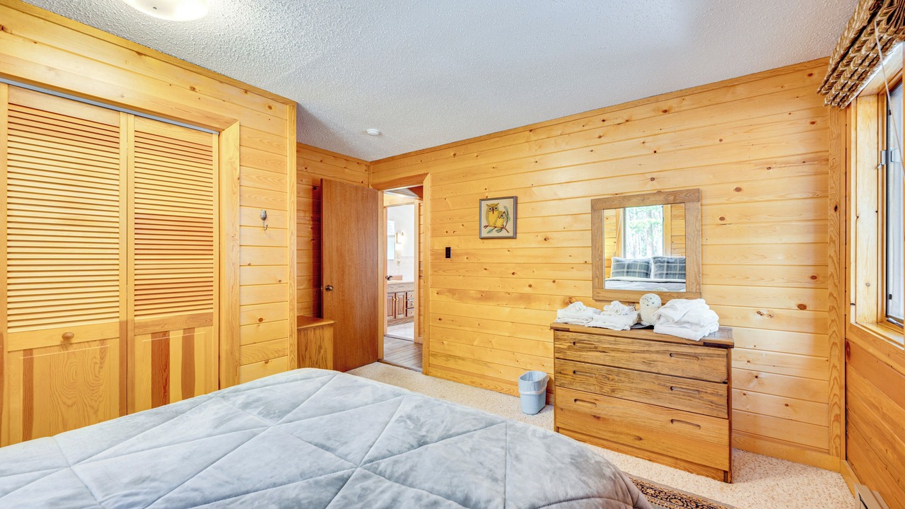 Photo of Bedroom in Allenspark