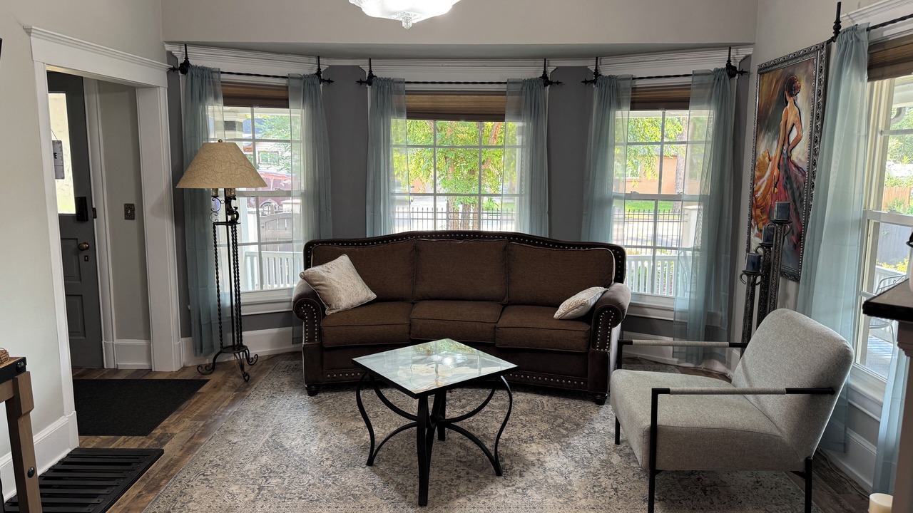 Photo of Livingroom in Central Colorado Springs