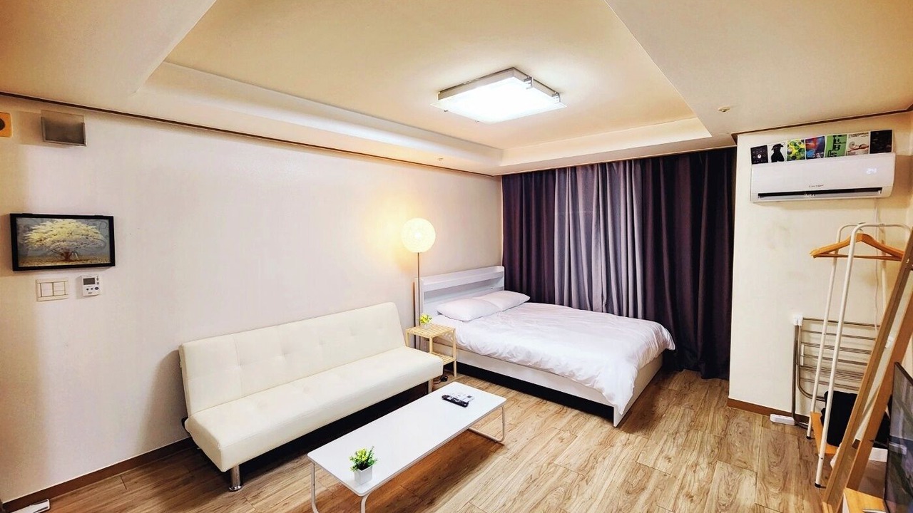 Photo of Bedroom in Yeoksam
