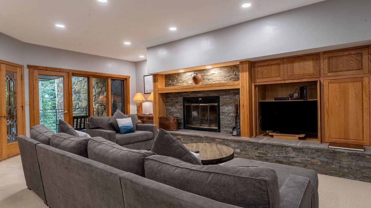 Photo of Livingroom in Mountain House