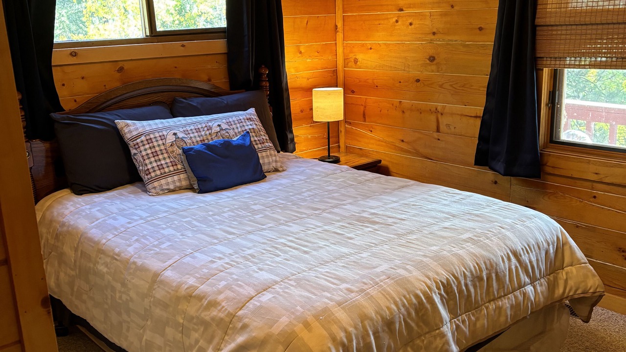 Photo of Bedroom in Lake George