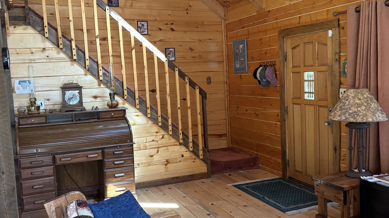 Photo of Livingroom in Lake George