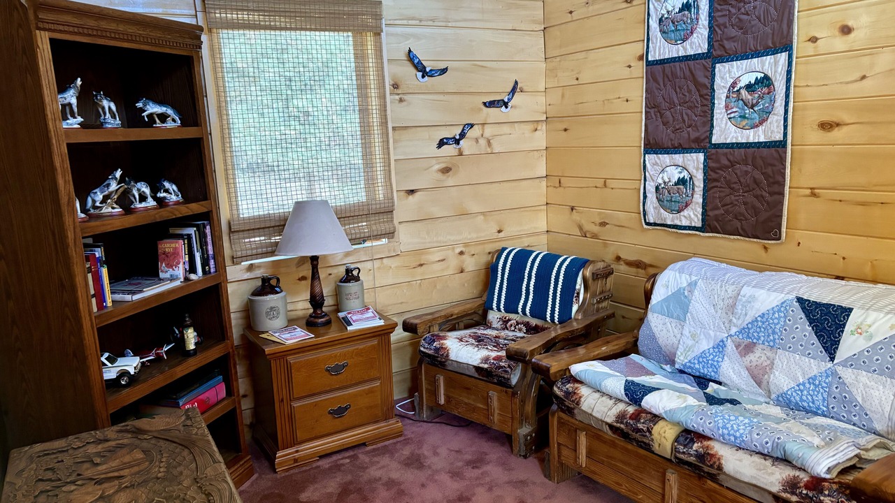Photo of Livingroom in Lake George