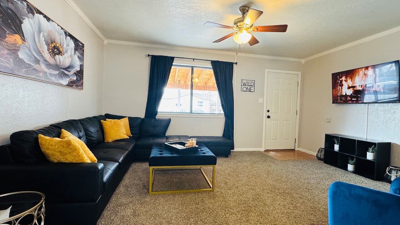 Photo of Livingroom in Bloomfield