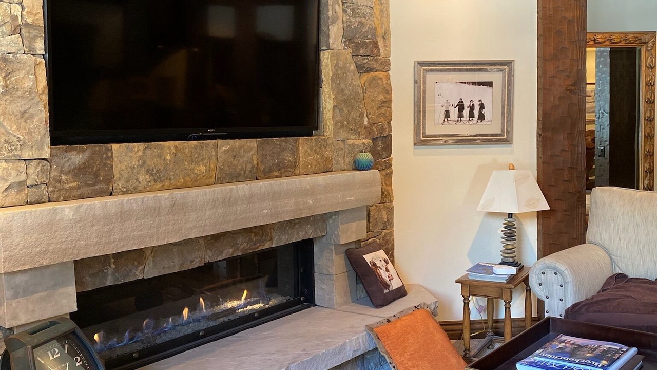 Photo of Livingroom in Warrior's Mark