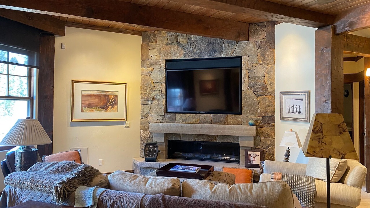 Photo of Livingroom in Warrior's Mark