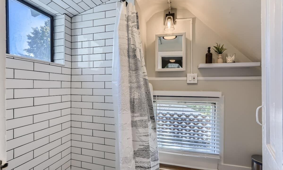 Photo of Bathroom in Capitol Hill