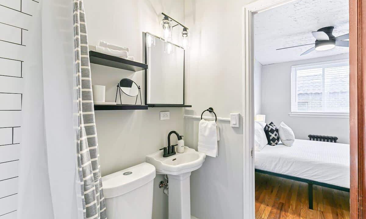Photo of Bathroom in City Park