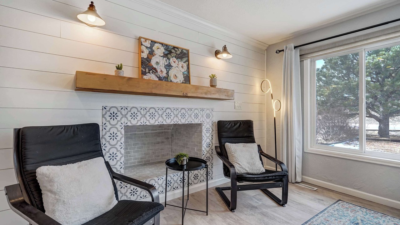 Photo of Livingroom in Monument