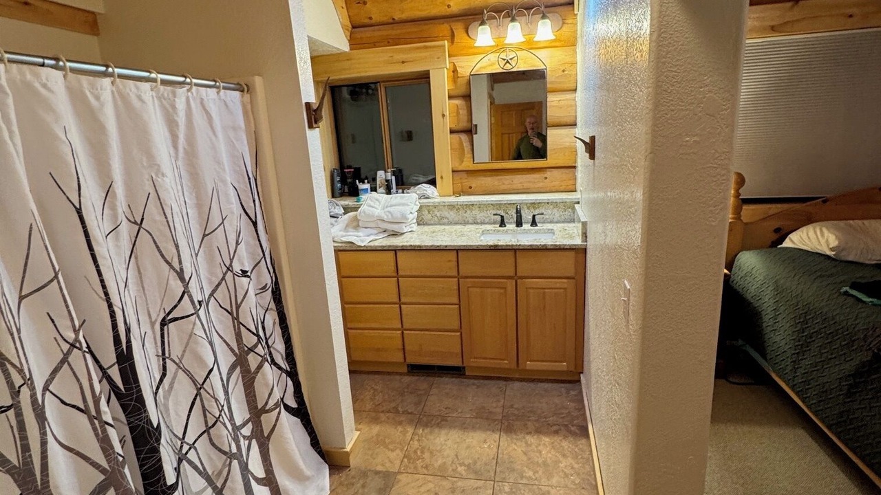 Photo of Bathroom in Twin Creek Village