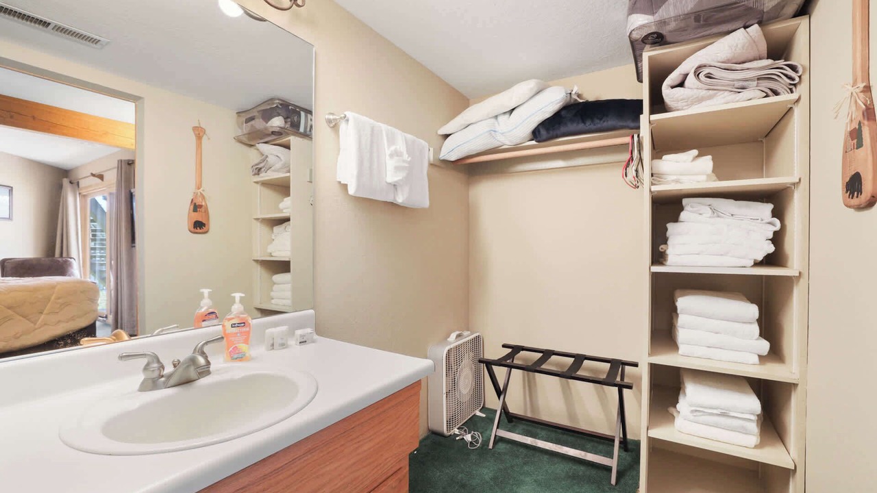 Photo of Bathroom in Tahoe Keys