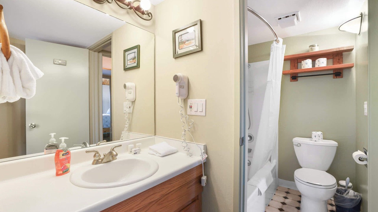Photo of Bathroom in Tahoe Keys