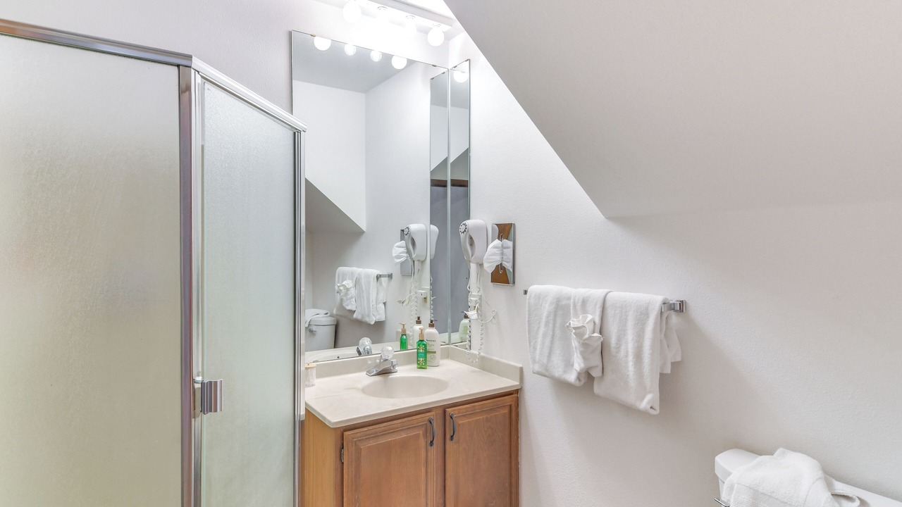 Photo of Bathroom in Silvercreek