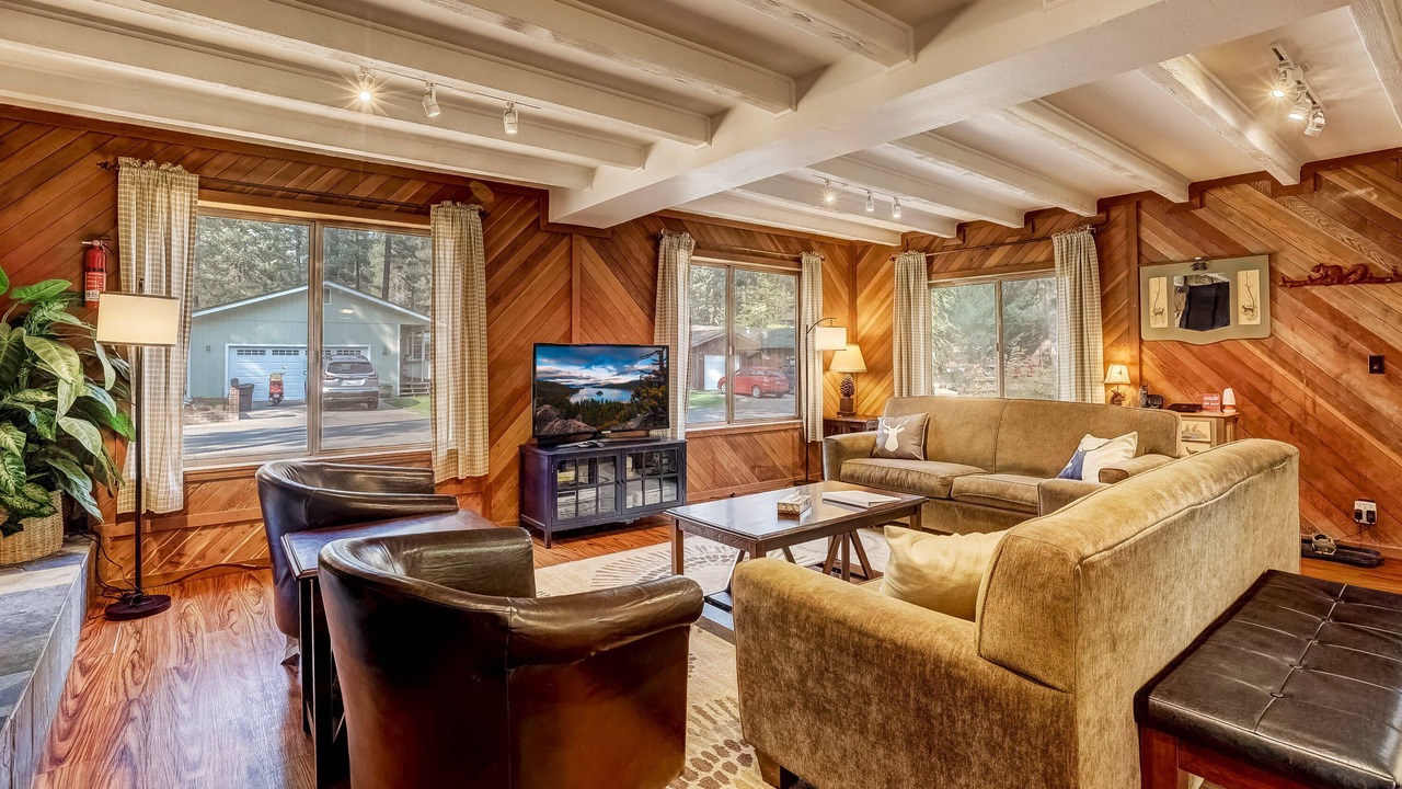 Photo of Livingroom in Al Tahoe