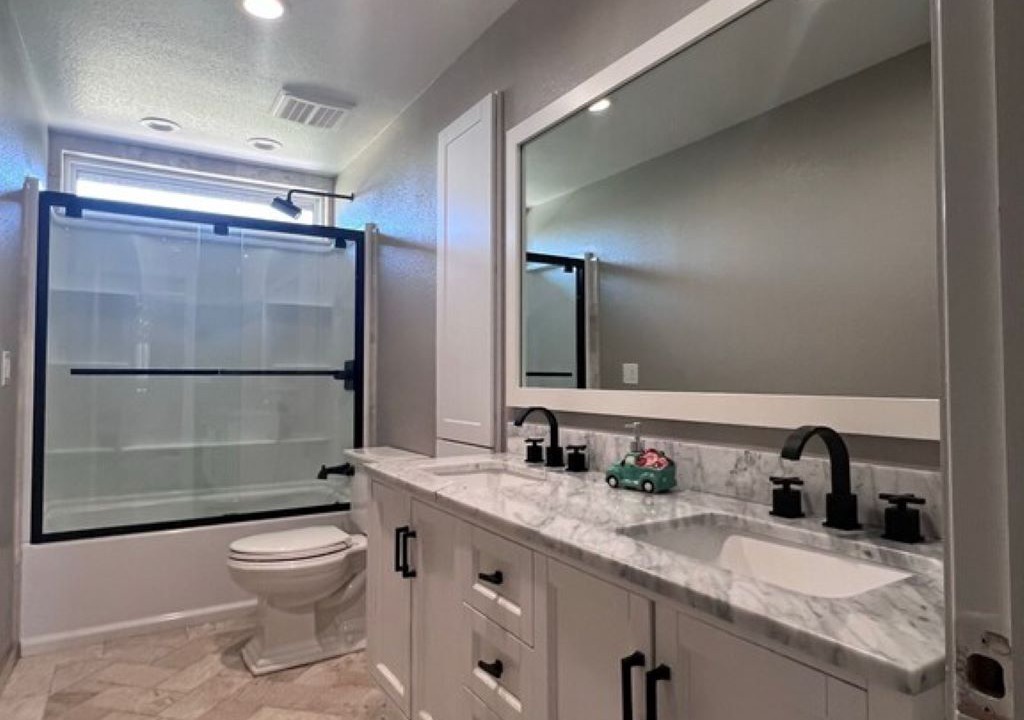 Photo of Bathroom in Cimarron Hills