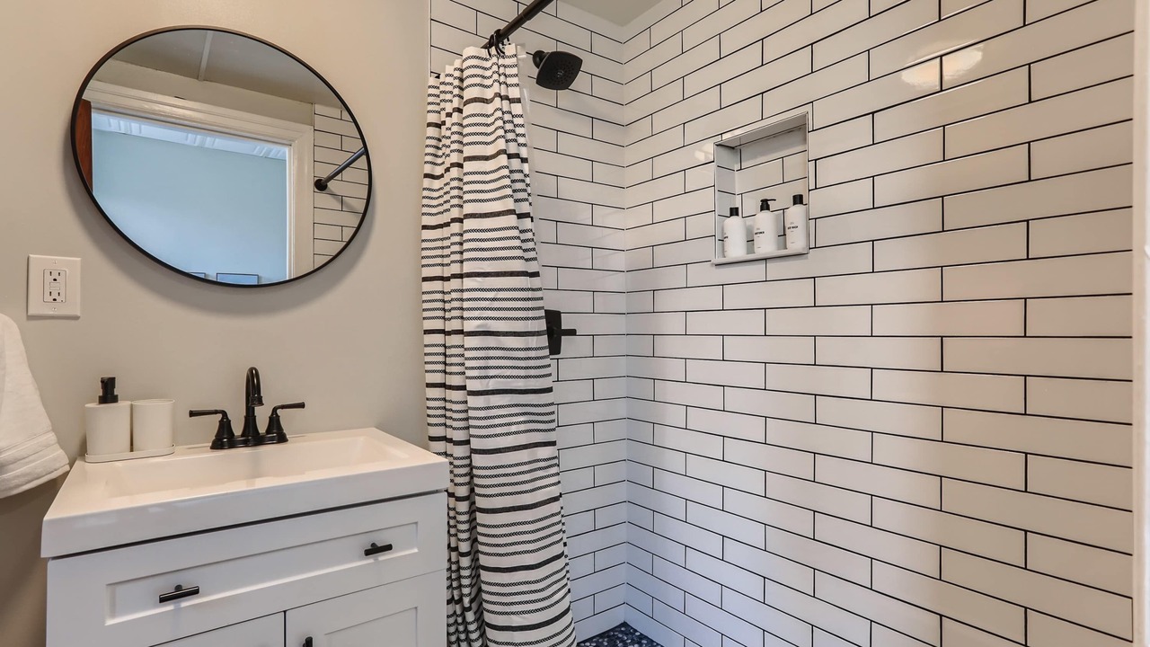 Photo of Bathroom in City Park