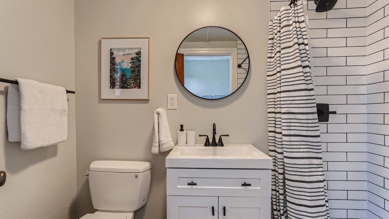 Photo of Bathroom in City Park