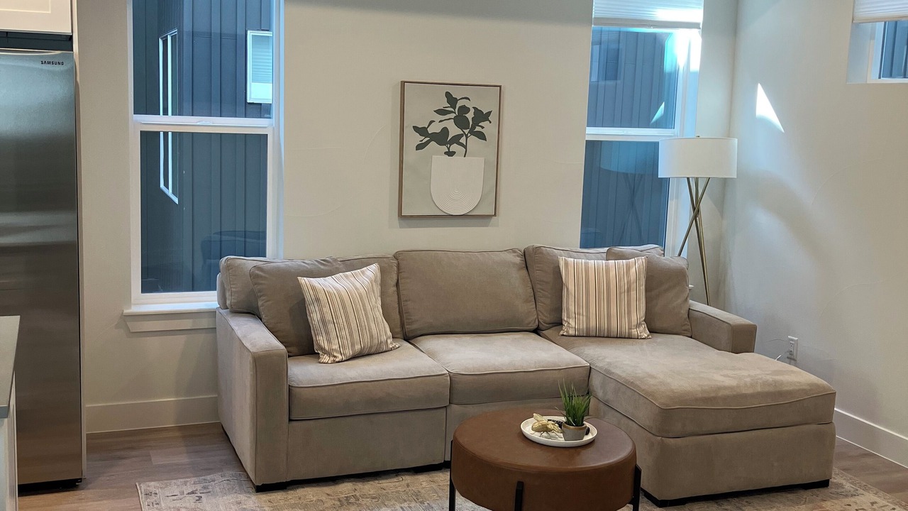 Photo of Livingroom in University Hills