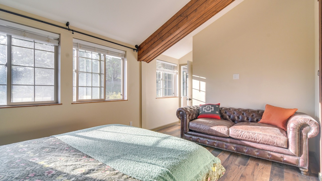 Photo of Bedroom in Black Hawk