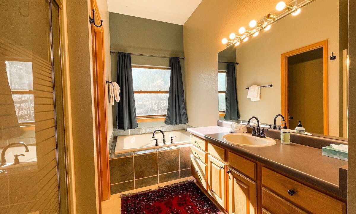 Photo of Bathroom in Woodland Park