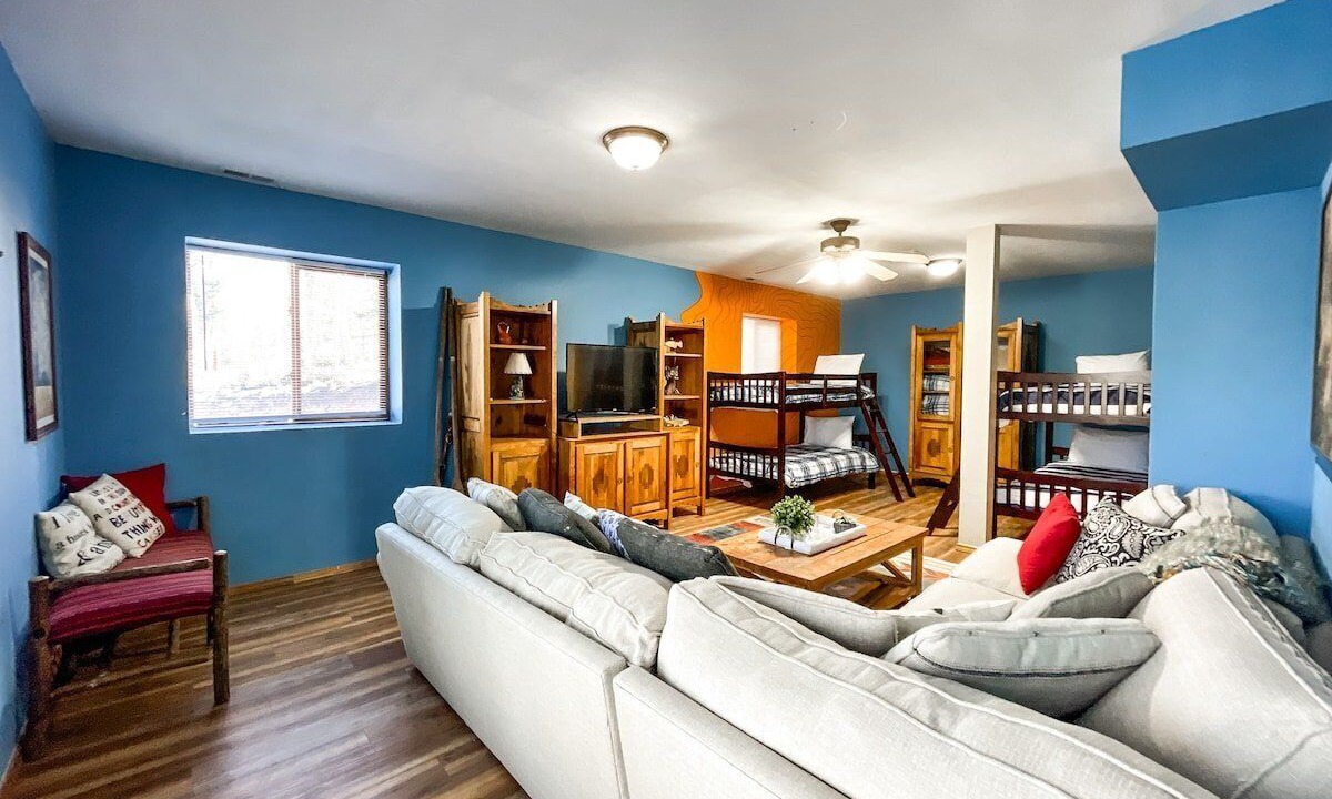 Photo of Livingroom in Woodland Park