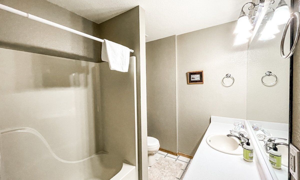 Photo of Bathroom in Woodland Park