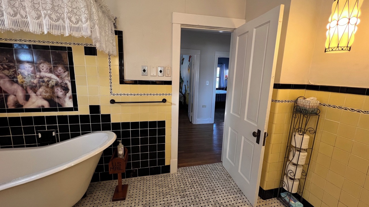Photo of Bathroom in Leadville North