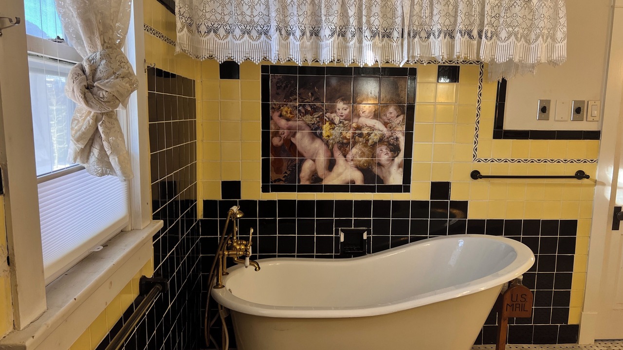 Photo of Bathroom in Leadville North