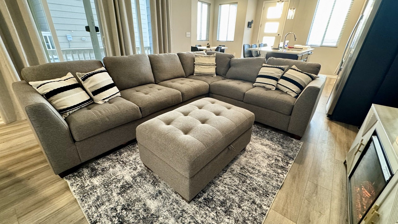 Photo of Livingroom in Commerce City