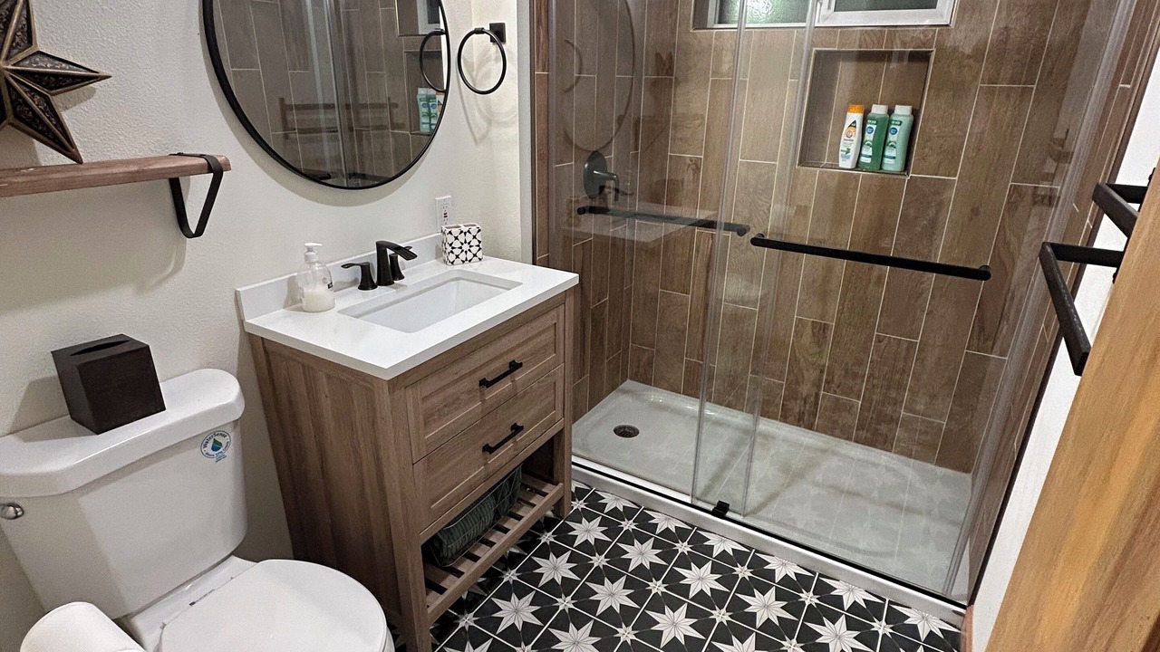 Photo of Bathroom in Monument