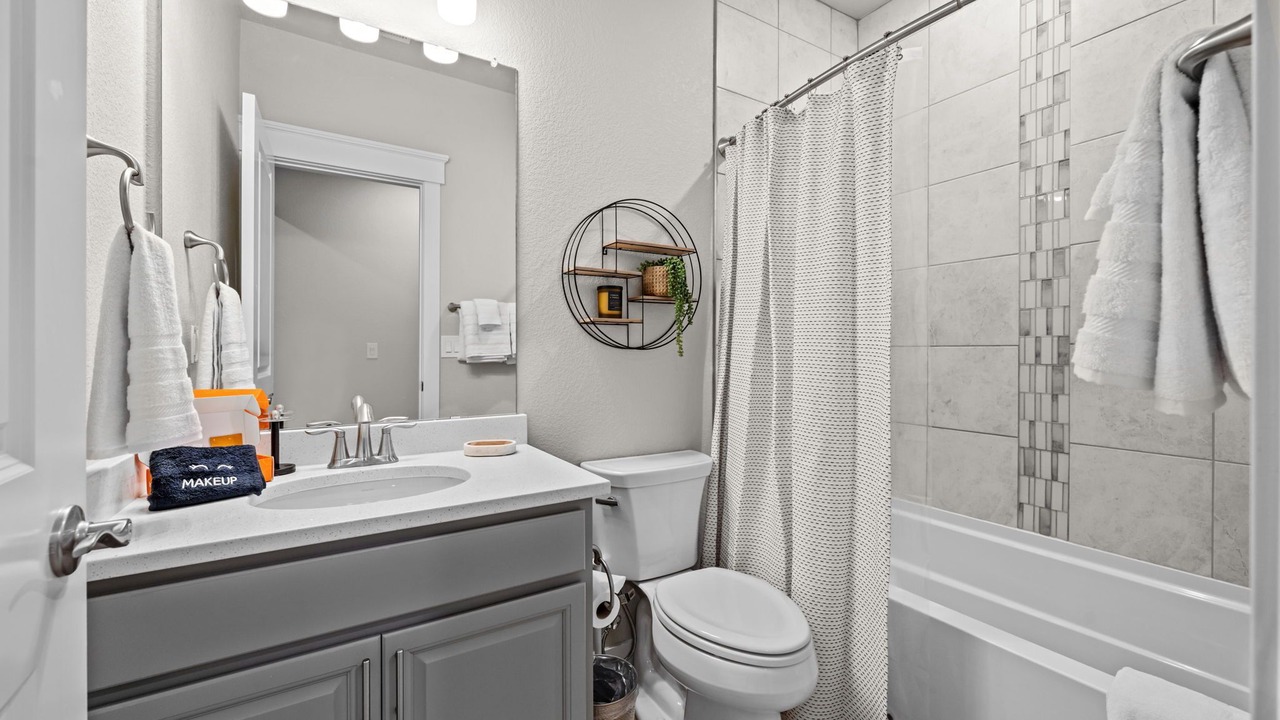 Photo of Bathroom in Monument
