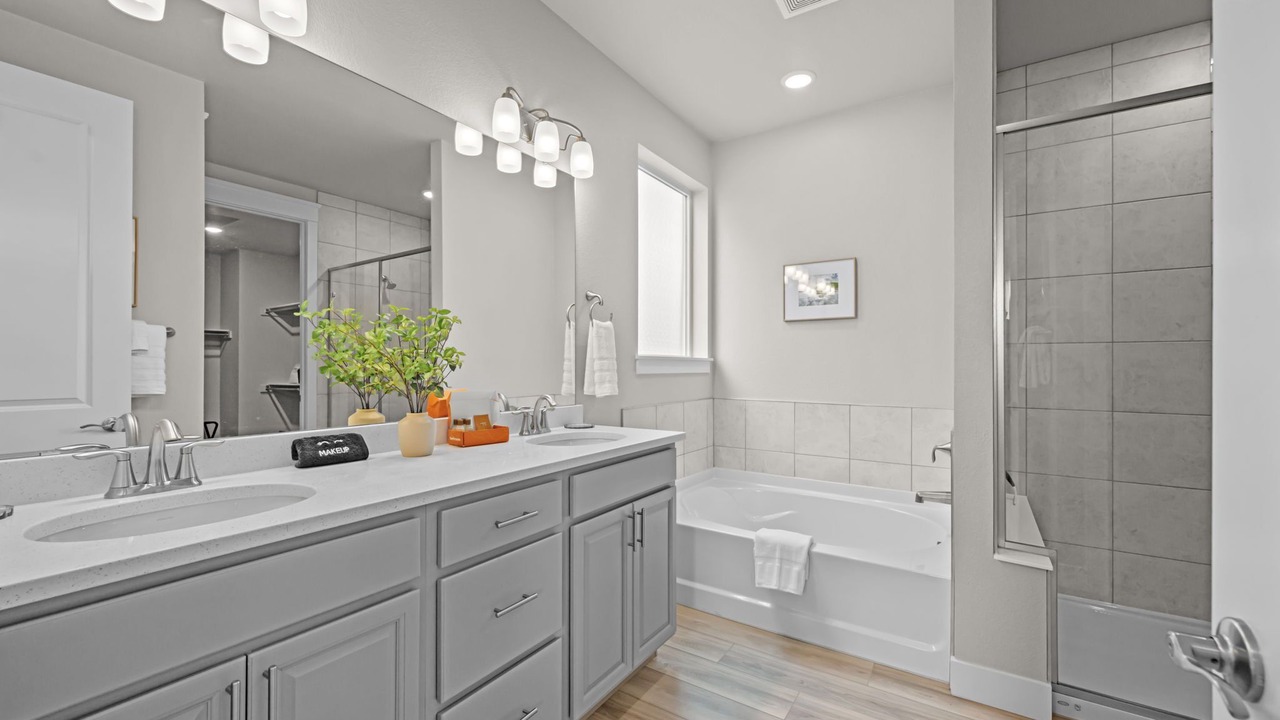 Photo of Bathroom in Monument