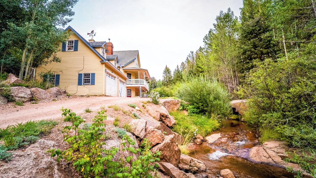 Photo of Outdoor in Rainbow Valley