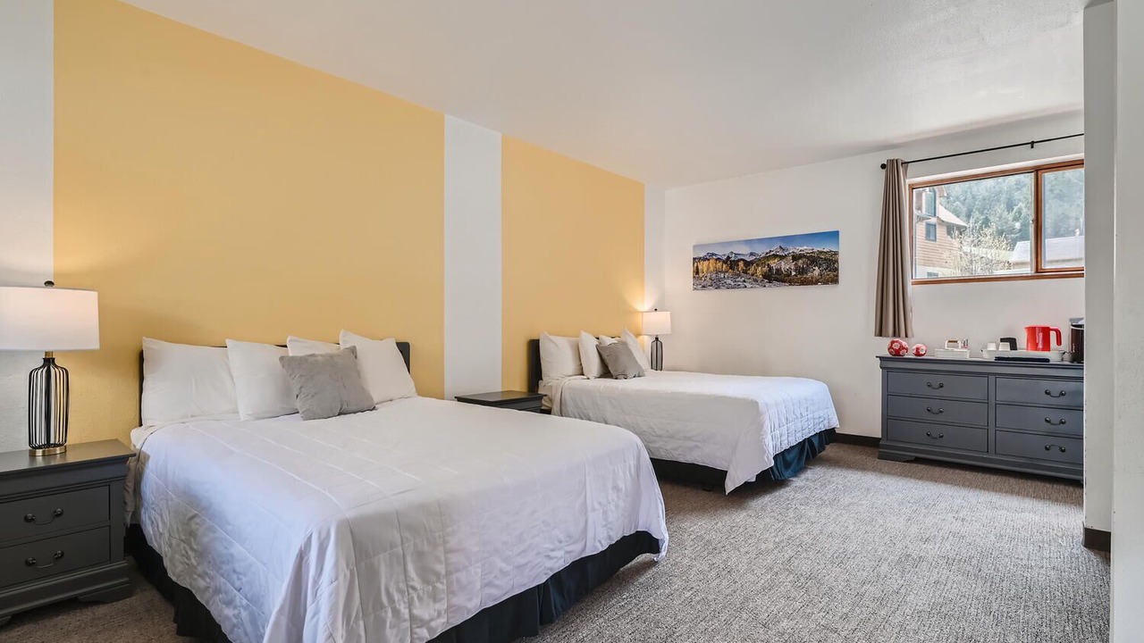 Photo of Bedroom in Idaho Springs