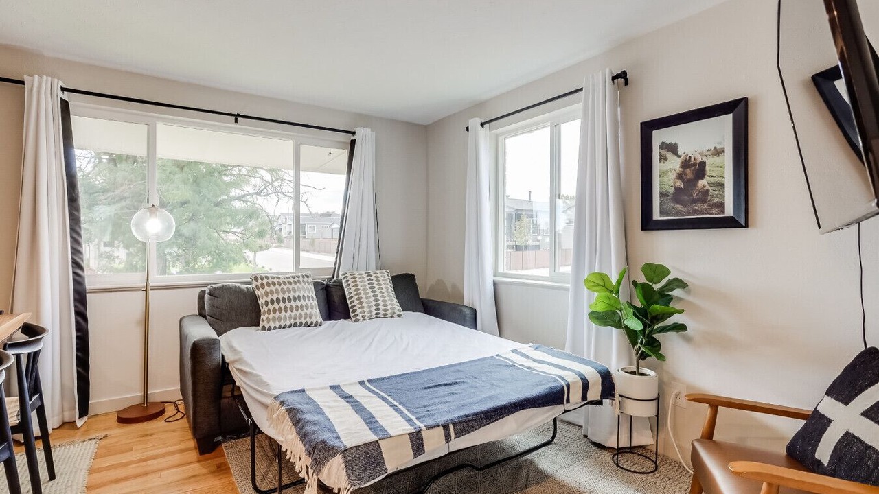 Photo of Bedroom in Berkley