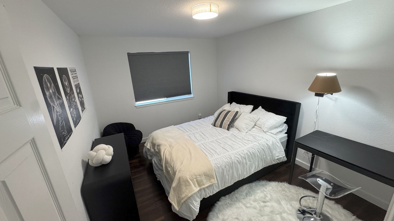 Photo of Bedroom in East Colfax