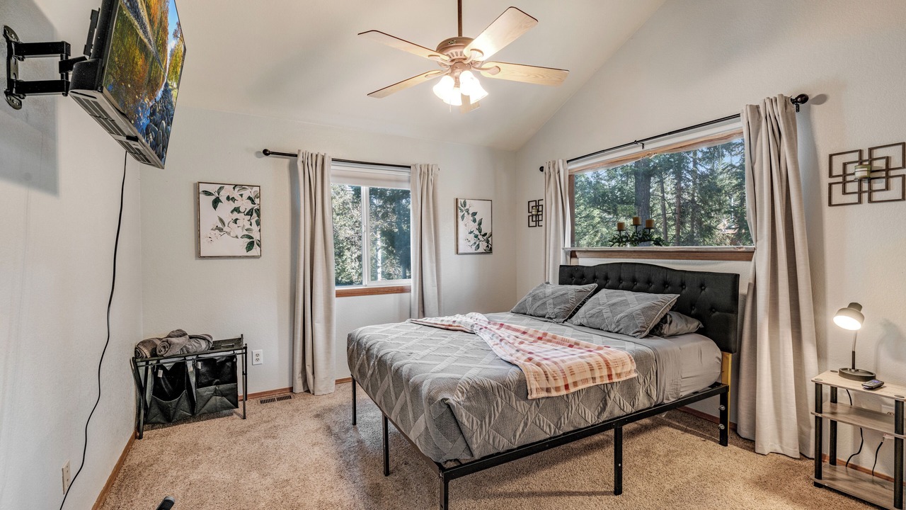 Photo of Bedroom in Florissant