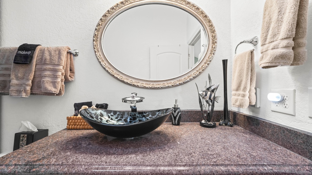 Photo of Bathroom in Lamar Heights Area