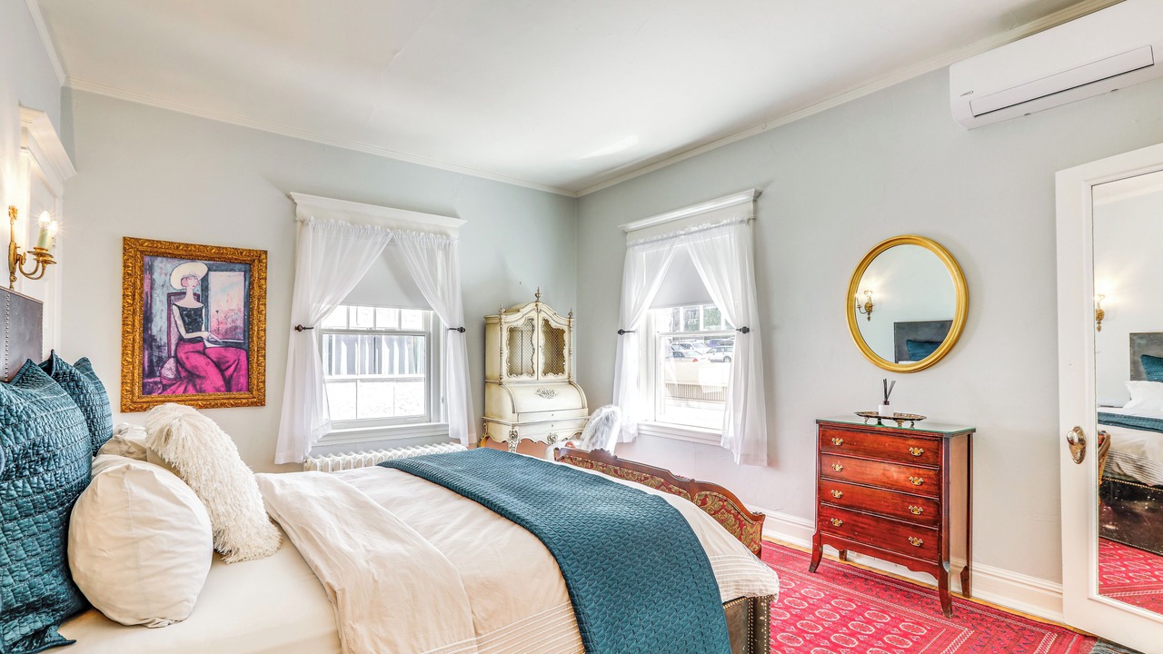 Photo of Bedroom in Capitol Hill
